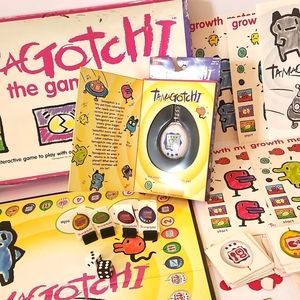 NWT P1 Rare TAMAGOTCHI PET + 1997 BOARD GAME Complete White Blue Set 90s